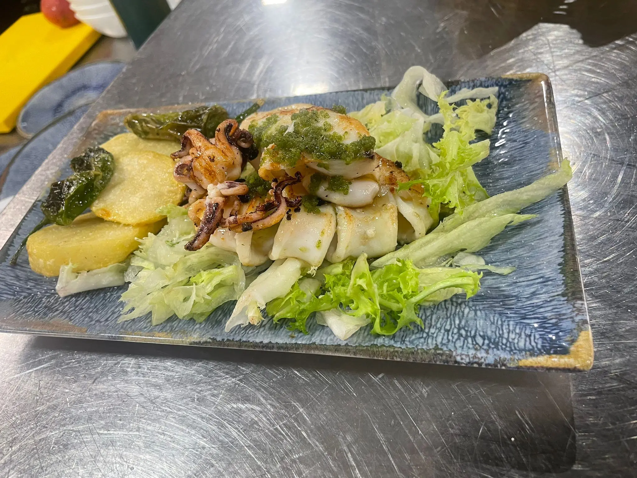 Calamar en salsa mary